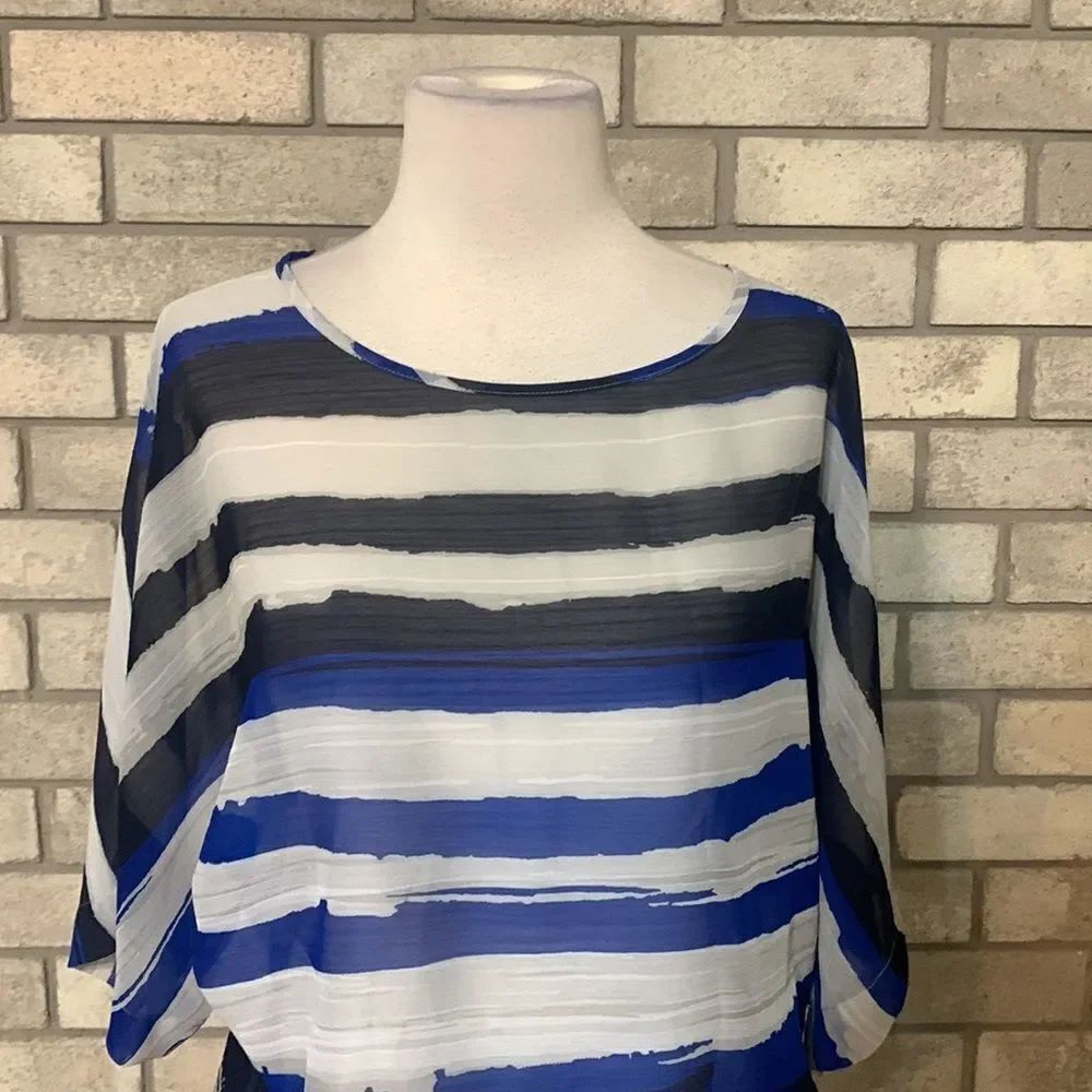 3for$20 blouse xs  - Picture 2 of 4